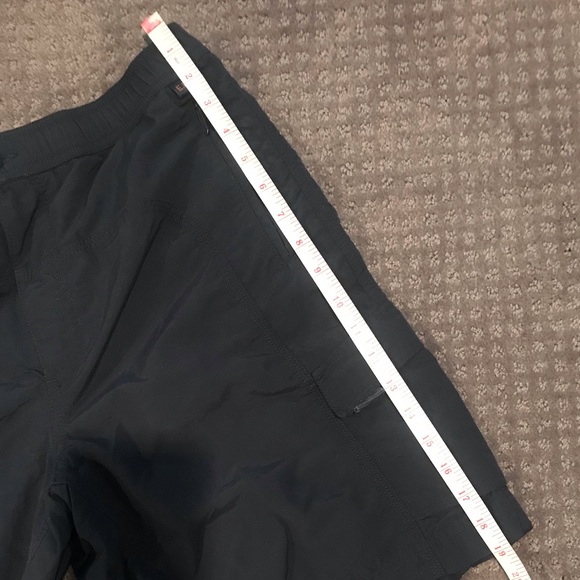 Eddie Bauer Shorts - Picture 8 of 9